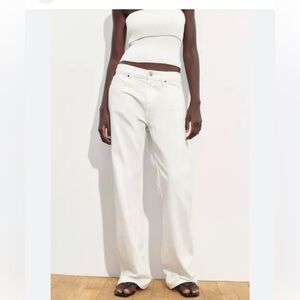 ZARA Boyfriend Jeans - White Oyster - Size 8